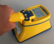 CoMo-170-300-Hand-held-Contamination-Monitor